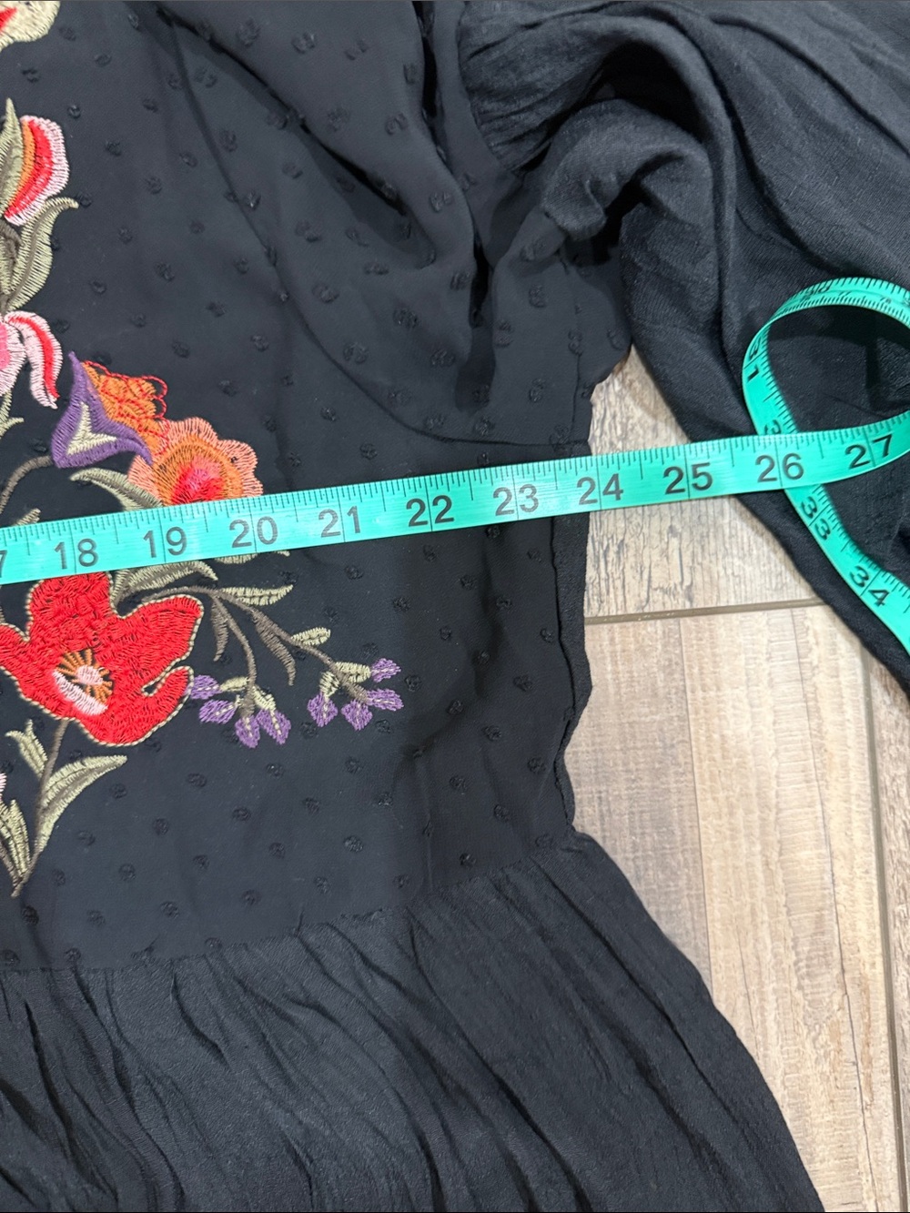 Umgee Plus Black Floral Embroidered Swiss Dot Bell Sleeve Babydoll Tunic 1XL - Picture 8 of 12